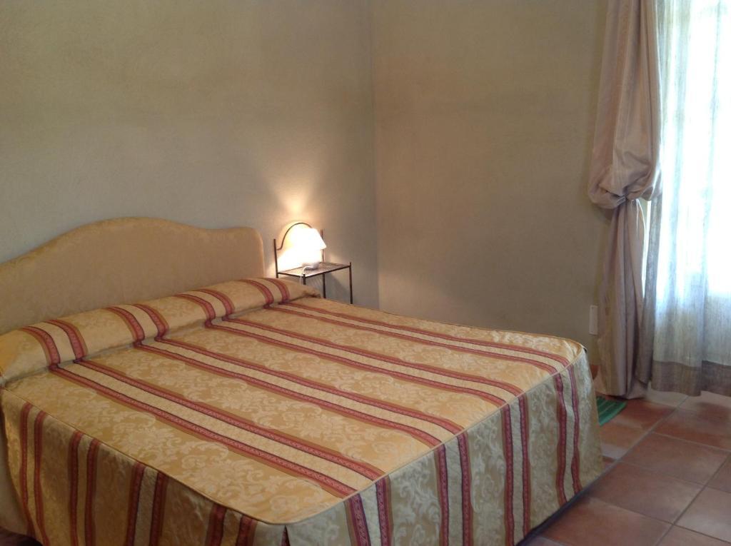 Locanda San Lorenzo Roddino Rum bild
